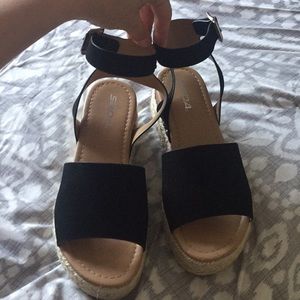 Soda Black Espadrilles Sandals